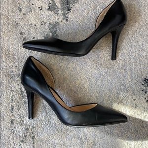 Jessica Simpson black PUMPS 7.5